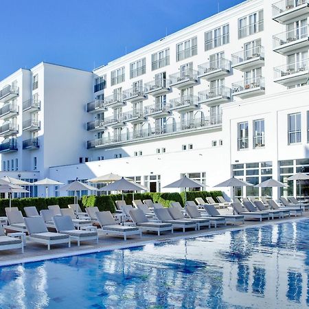 스타이겐베르거 그랜드호텔 앤 스파 헤링스도르프 제바트헤링스도르프 시설 사진 The Hotel's pool