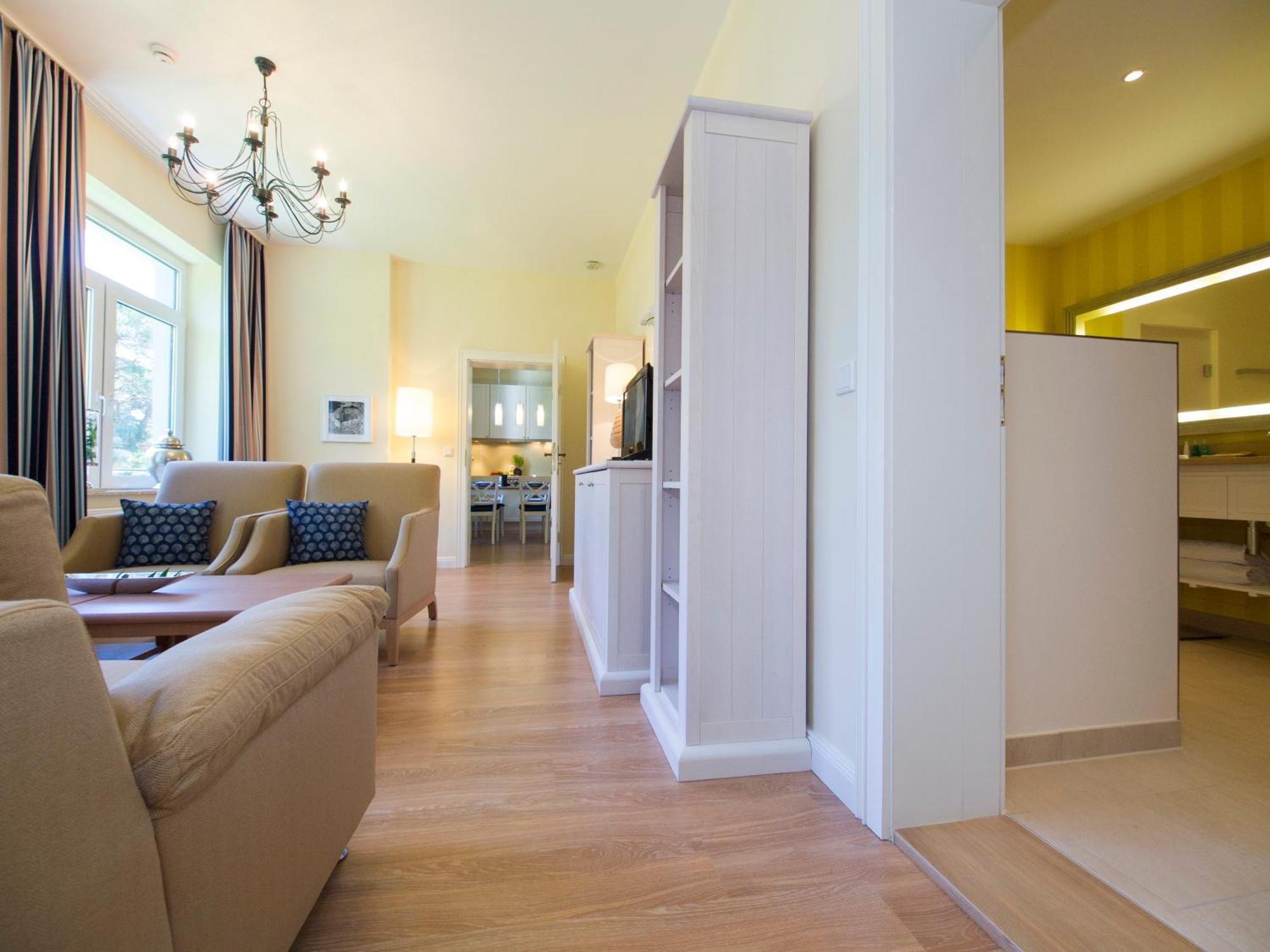 스타이겐베르거 그랜드호텔 앤 스파 헤링스도르프 제바트헤링스도르프 외부 사진 Interior of a serviced apartment in Munich, Germany